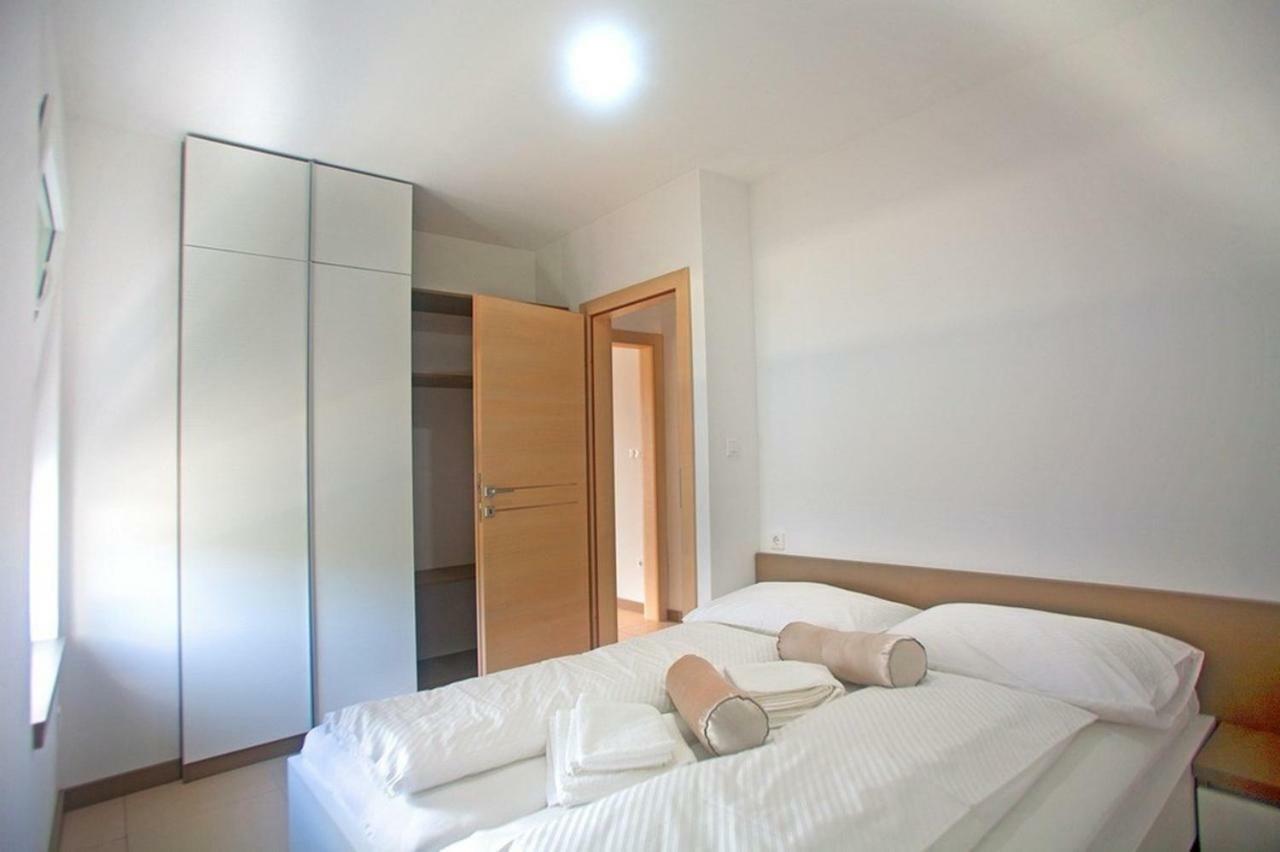 Apartments In Njivice/Insel Krk 13314 Quarto foto